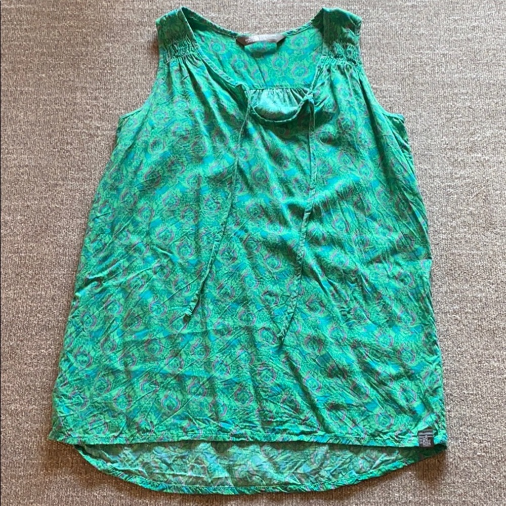 The North Face Sleeveless Top